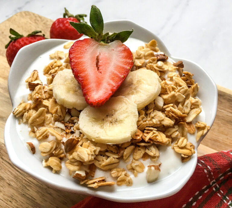 Instant Pot Greek Style Yogurt (Easy Homemade Recipe)