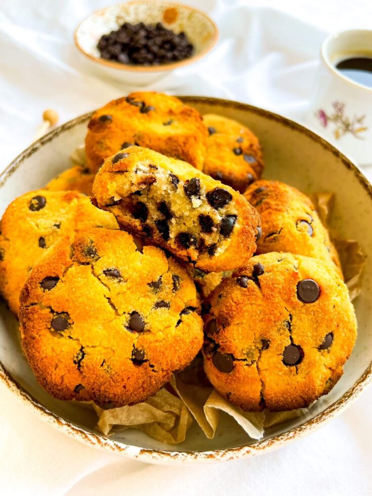 Coconut Flour Chocolate Chip Cookies